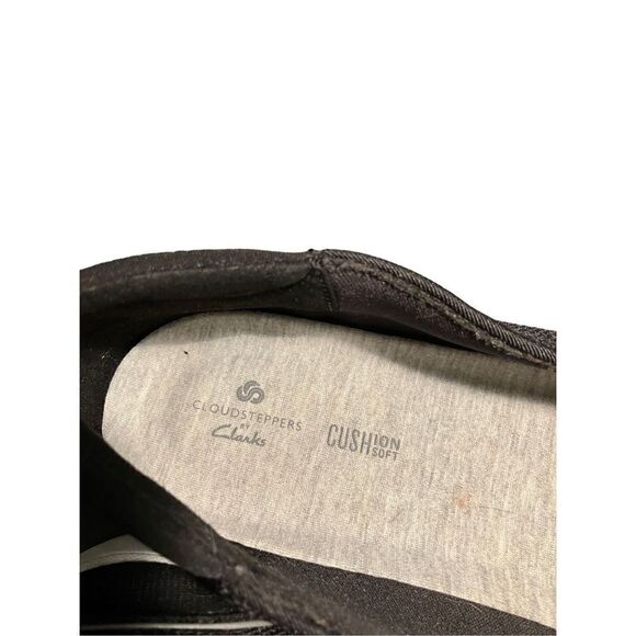 Clark’s Cloudstepper Cushioned Slip-ons 10 - Picture 8 of 9